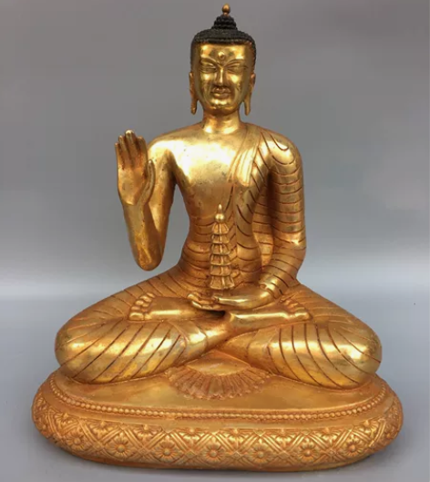 铜鎏金释迦牟尼佛像,工艺精美,包浆厚重,尺...