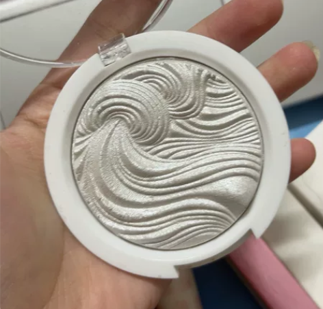 1.很好看的一块高光 5出 2.很百搭不死...