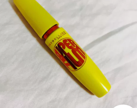 可包邮！美宝莲黄胖子睫毛膏 黑色 这是旧款...