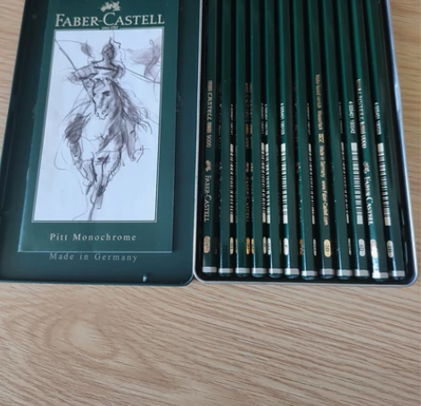 辉柏嘉专业素描铅笔12支，全新未使用过(无...