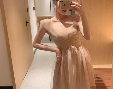 2020夏季新款方领仙女裙子显瘦A字短裙网...