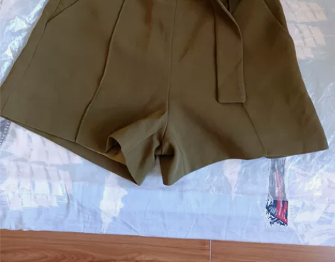 春秋款加里子短裤女，全新没洗过！双标已剪，...