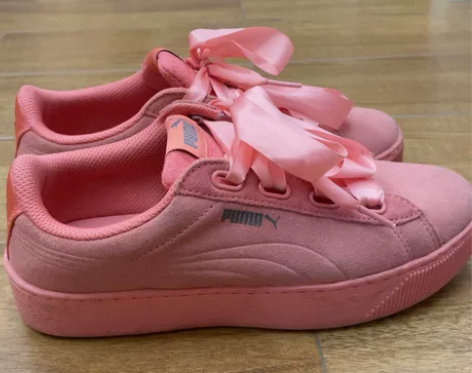 puma彪马松糕鞋亮粉色，38码，仅穿过五...