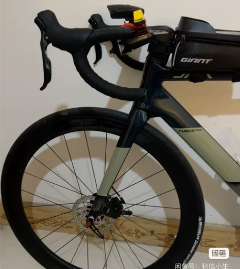 碳纤维车架，碳刀公路车佳沃火原价6999现...