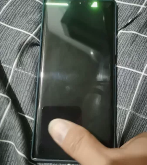 华为mate30Pro屏幕总成，带黑色框和...