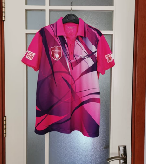 斯蒂卡乒乓球短袖，s码，胸围50，衣长63...