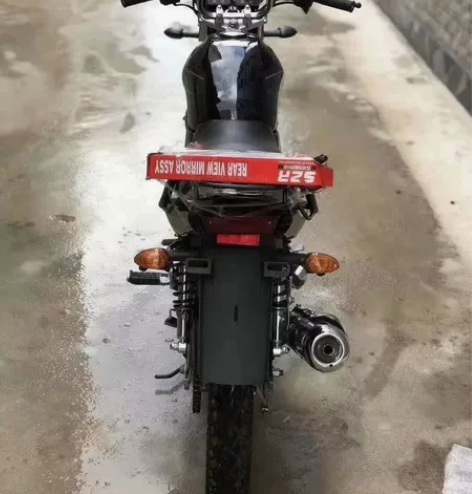 雅马哈天剑二手摩托车，精品车子一台，发动机...