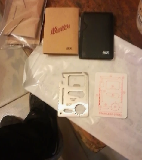 多功能便携工具卡，三个合卖 全新原包装袋包...