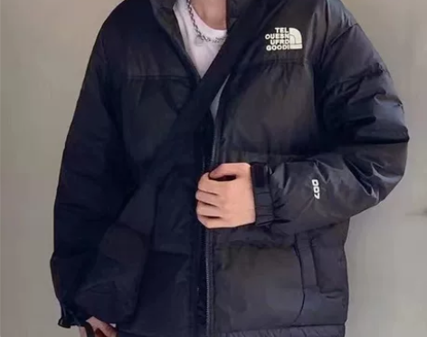 2022欧货冬季男生羽绒服男短款时尚潮流青...