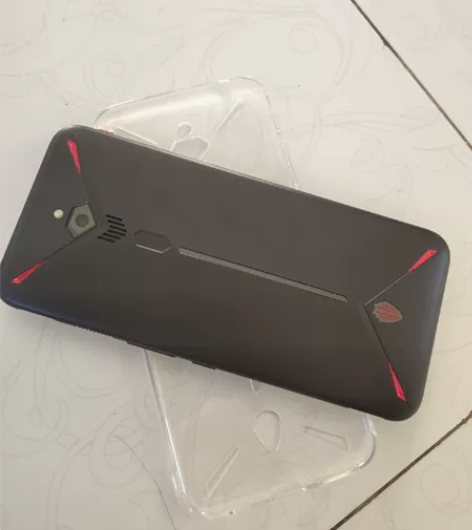 努比亚红魔3代手机，骁龙处理器855，内置...