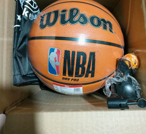 威尔胜七号篮球 送气筒一个球包一个网兜一个...