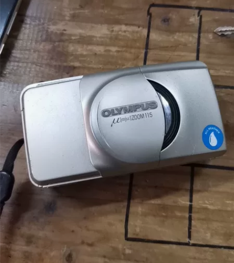 奥林巴斯相机型号zoom115!功能正常!...