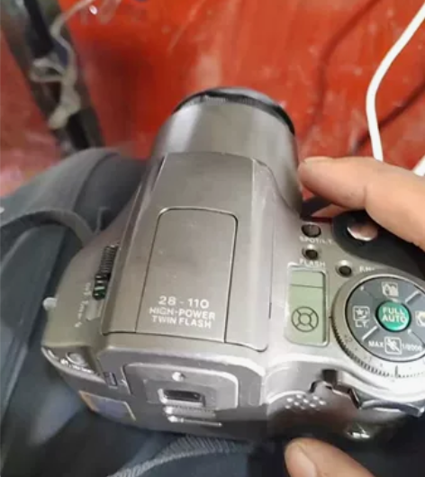 奥林巴斯相机。IS300老相机功能正常。没...