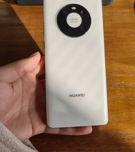 华为mate40  8+128  伊拉克成...