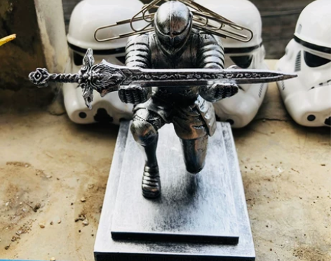 执行官士兵骑士笔座 笔插 创意笔筒笔托笔架...