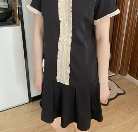 法式娃娃领连衣裙 感兴趣的话点“我想要”和...