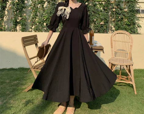 大码女装法式复古赫本风连衣裙夏季新款胖mm...