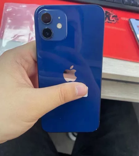 苹果12、64G、无锁 成色95新成色原装...