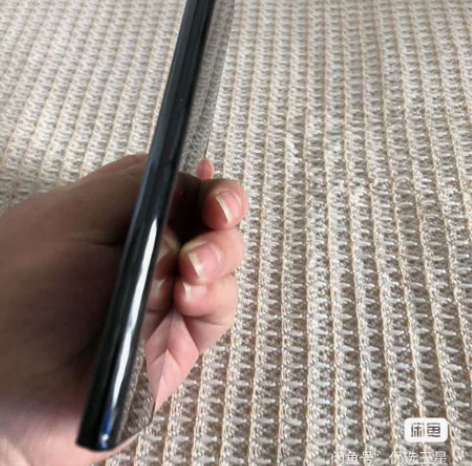 美版三星note20u，边上有黑点12?1...