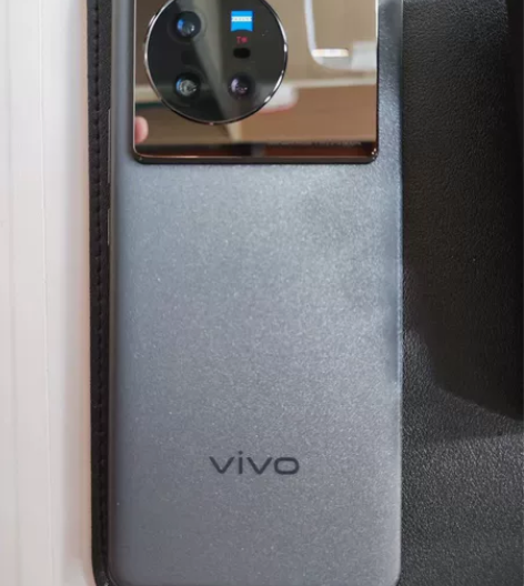 备用机vivoX80至黑12+256，保修...