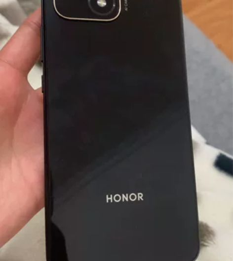 荣耀畅玩30幻夜黑出售  手机九成新 9月...