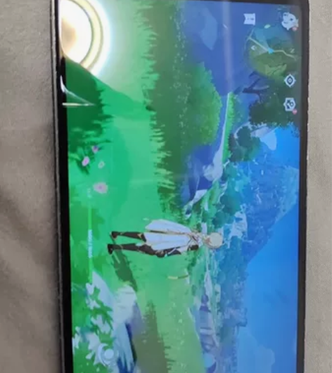 黑鲨一代，8+128，自用伊拉克战损，因为...