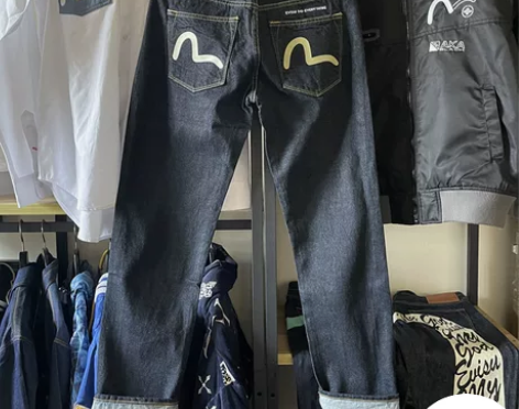 潮牌男士秋冬双色小海鸥窄脚牛仔裤 感兴趣的...