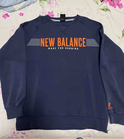 正品新百伦加绒卫衣，男士170码 感兴趣的...