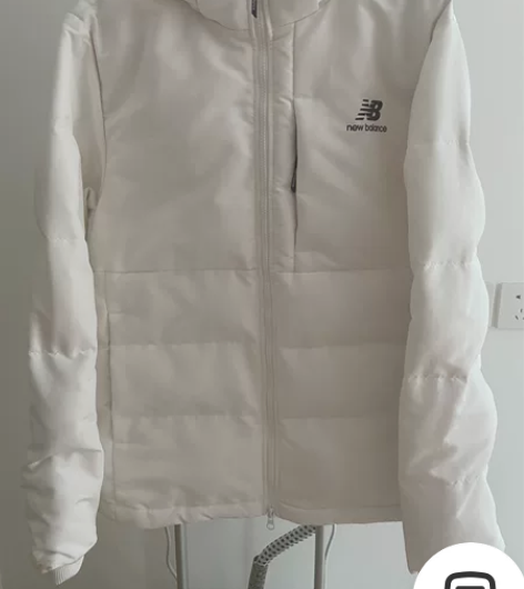 NewBalance新百伦白色羽绒服，17...