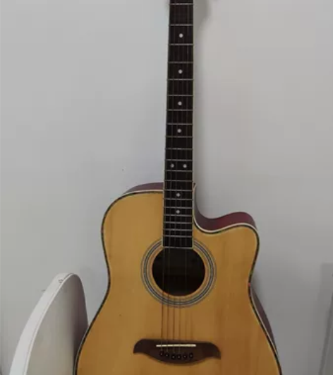 搬家清东西，全新吉他随缘卖，60出，可刀 ...