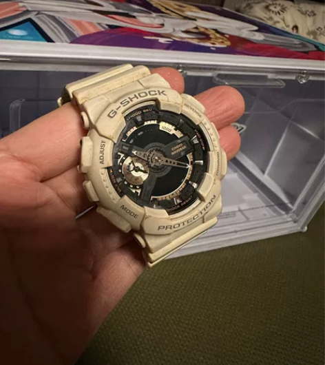 卡西欧G-shock 白色。洗不出来了。。...