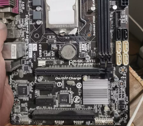 b85 技嘉标准主板  无挡板 ，无修  ...