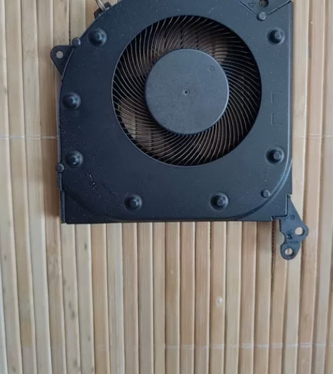 拯救者y7000p风扇 成色好