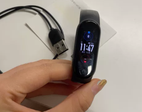 ?小米手环5NFC版 功能完整无损坏充电线...