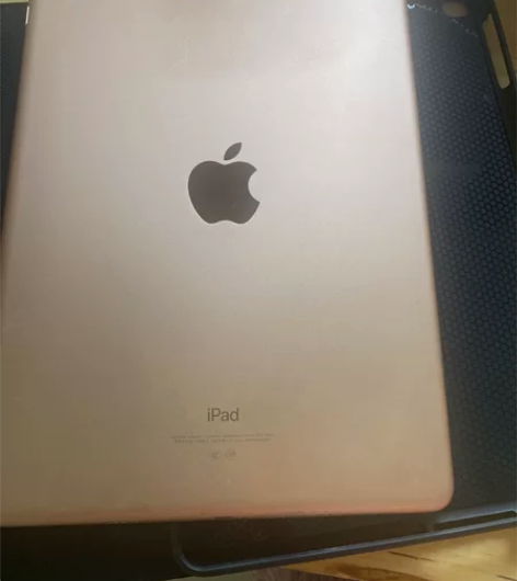 ipad 基本全新就下过两个软件一直闲置 ...