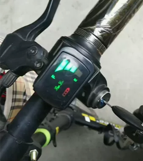 价钱可以小刀几乎全新 有需要的不可以联系，...