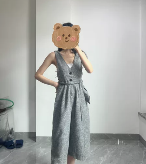 高腰毛呢连体裤，随便搭个内搭就很好看，适合...