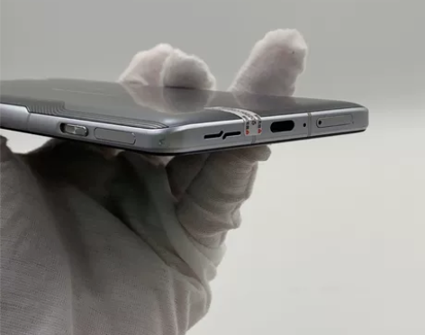 红米k40游戏增强版 有游戏肩键天玑1200