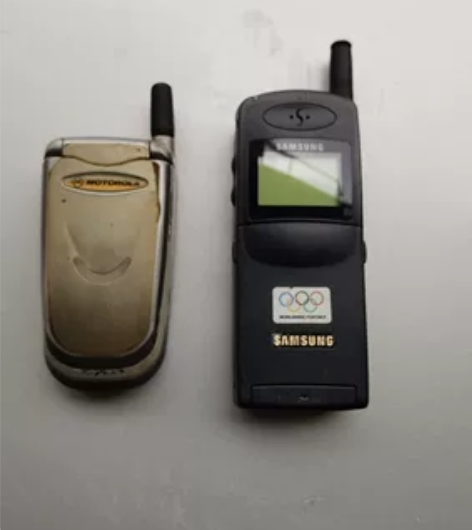 怀旧手机，三星C600手机 摩托罗拉手机，...