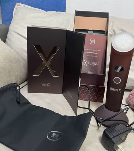 Px美容仪 去年快十月份买的到现在用得不到...