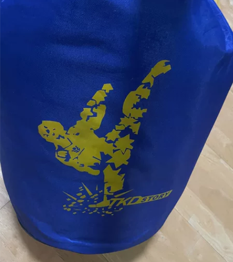 跆拳道护具一套，全新，孩子不练了，出 感兴...