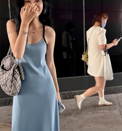 吊带连衣裙女2022新款夏季气质修身显瘦洋...