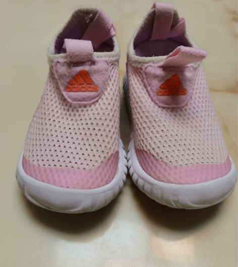阿迪海马鞋。京东adidas官方旗舰店购买...