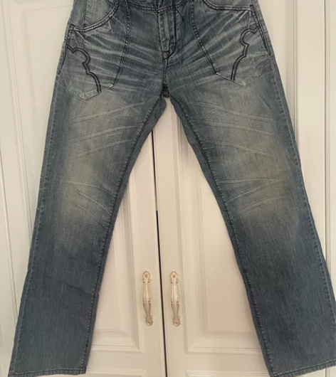 男士牛仔裤专柜正品 感兴趣的话点“我想要”...