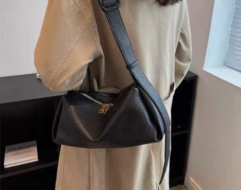 女包小众复古软面法棍包2022新款高级感休...