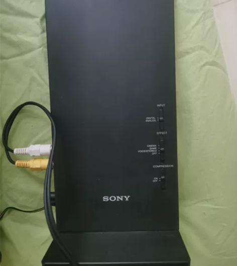 索尼无线耳机 原价2000多配件齐全