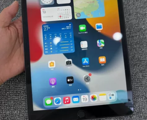 出售二手国行IPad 2020 10.2寸...