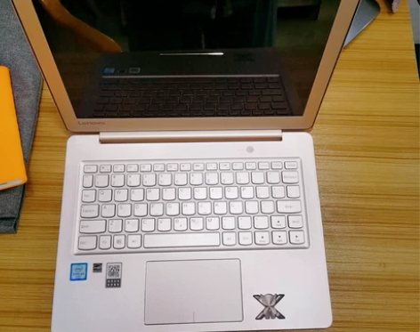 联想(Lenovo)小新Air 12.2英...