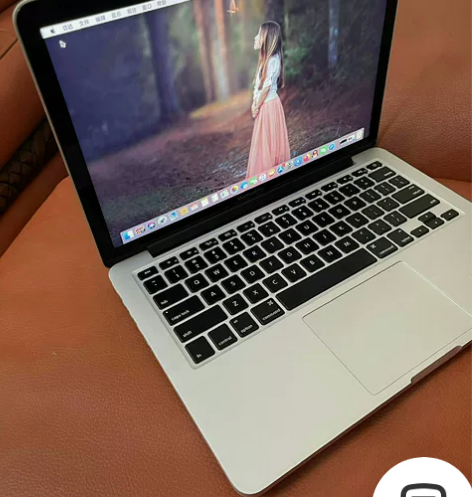 i9笔记本，九成新，比较爱惜外观没有损伤，...