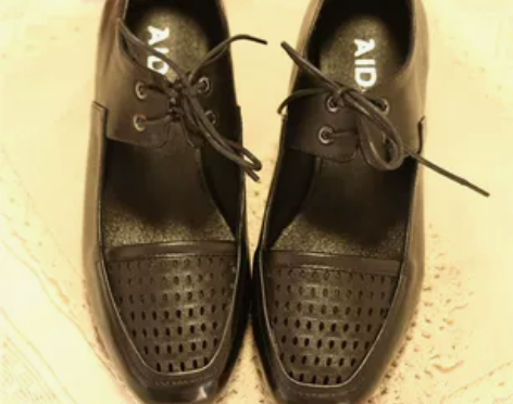 英伦风复古玛丽珍浅口单鞋子女方头中跟粗跟真...